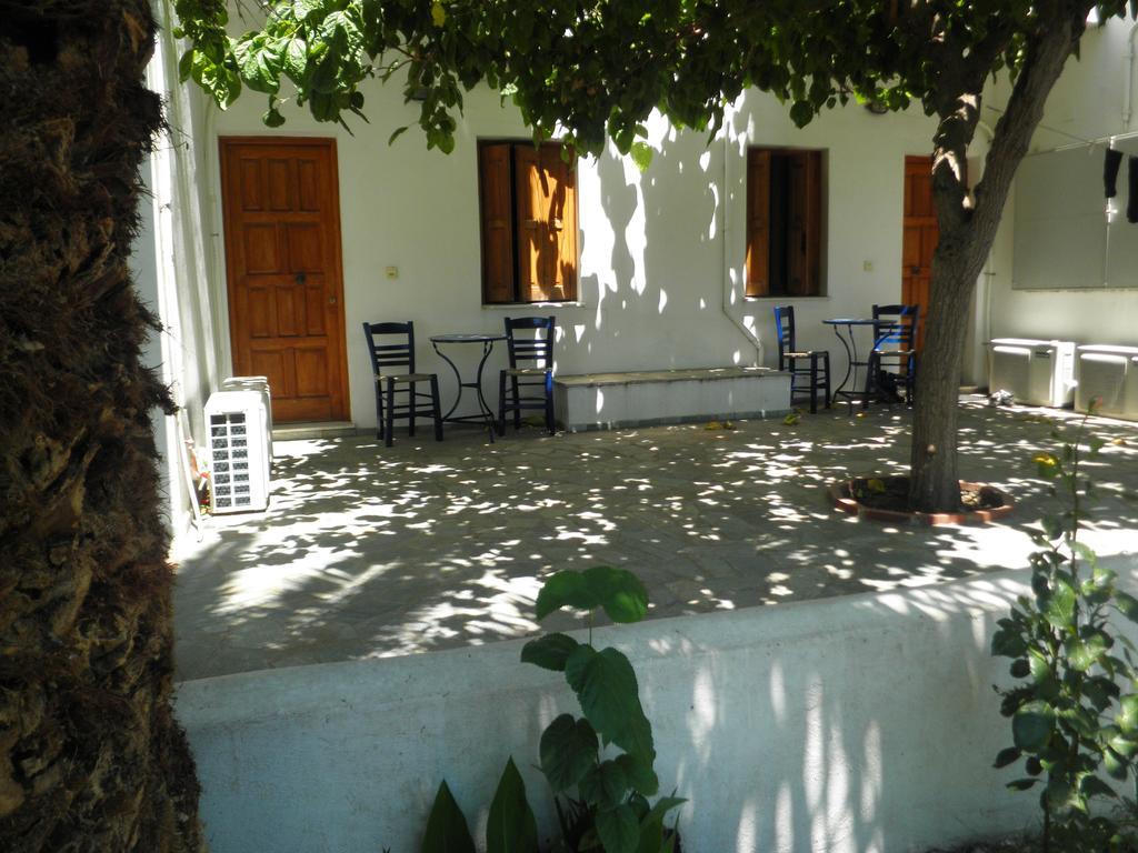 Mavrikou Helen Apartments Skýros Rom bilde