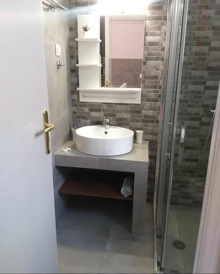 Mavrikou Helen Apartments Skýros Eksteriør bilde